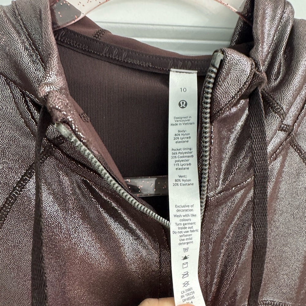 Lululemon Platinum Fitted Zip-Up Jacket with Hood NWT - Picture 4 of 5